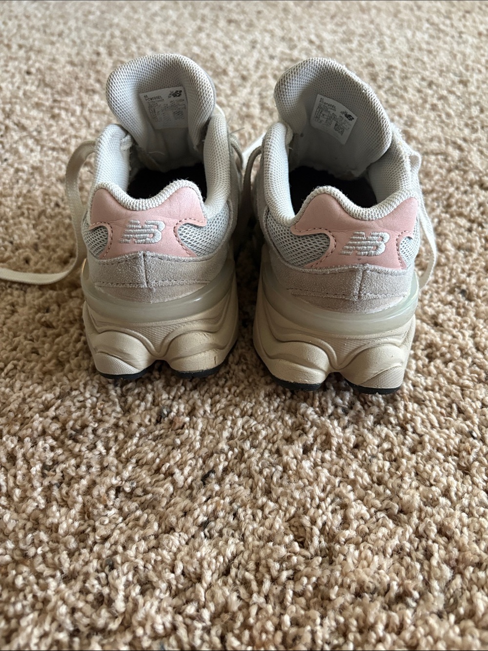New Balance Kids Light Gray and Pale Pink Athletic Sneakers 9060 - Picture 3 of 5